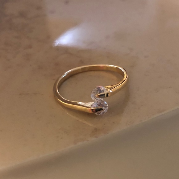 Delicate Gold Ring - Picture 3 of 3